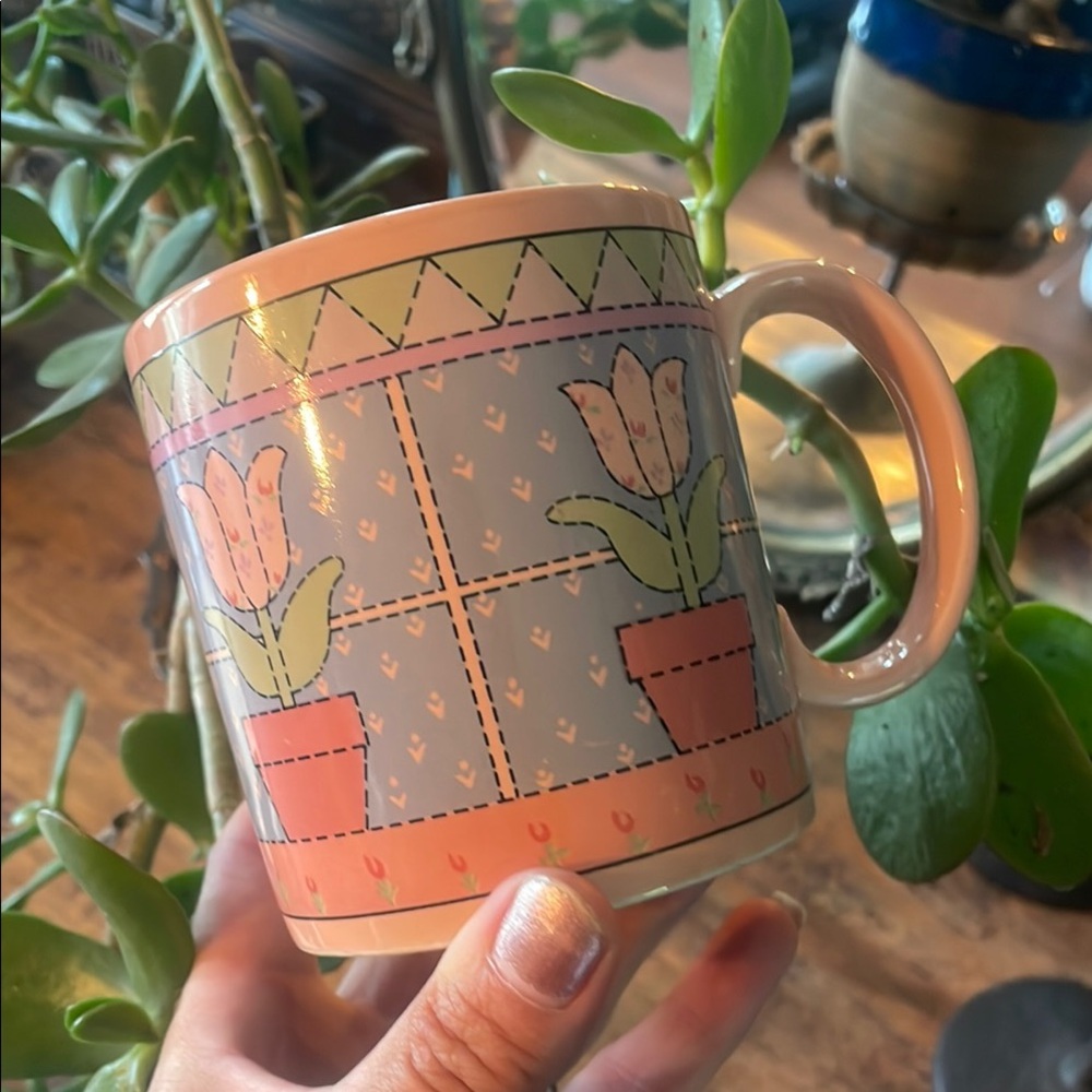 Vintage Russ Mug with Tulips